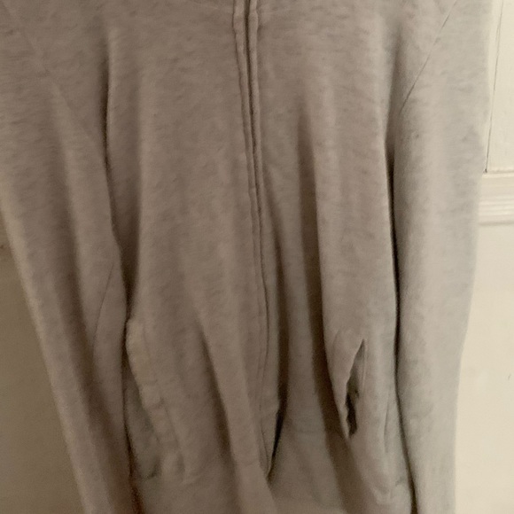 Good hoodie - Picture 3 of 3